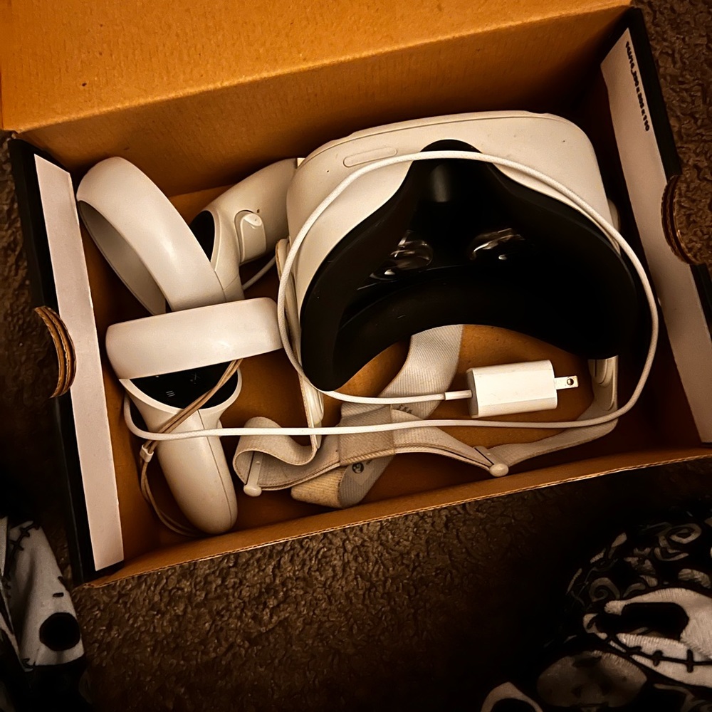 VR headset - Picture 5 of 5